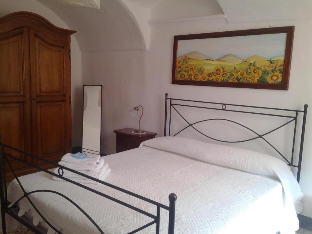 Beb I Girasoli Apartment Dolceacqua Ngoại thất bức ảnh